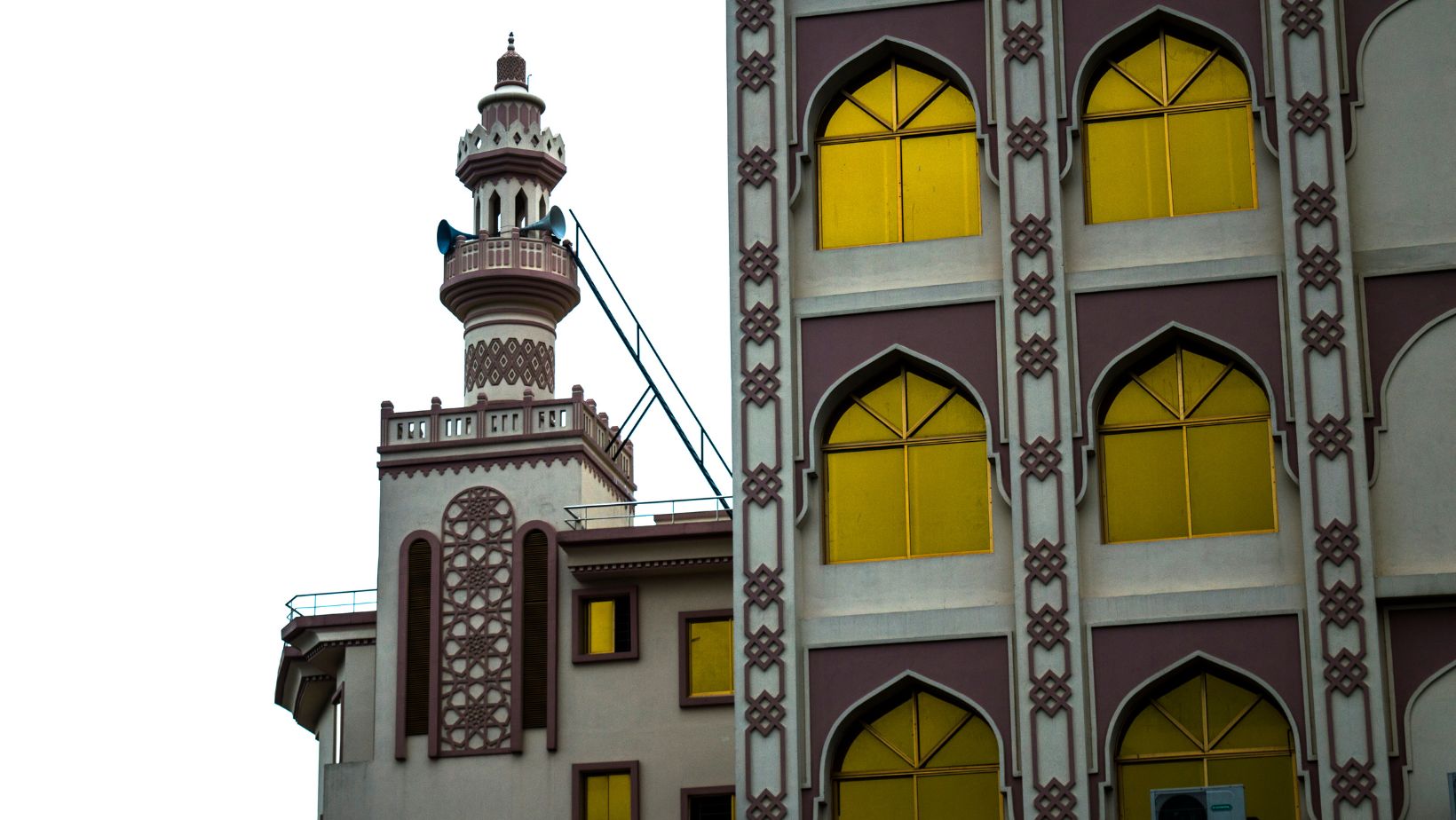 how much to build a mosque in bangladesh?